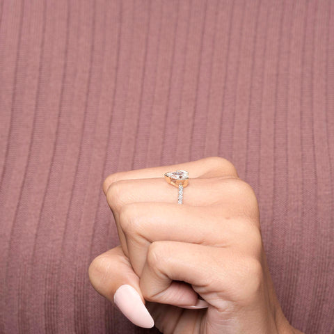 1 Ct Pear Lab-Grown Diamond Solitaire Ring, Bezel Setting, Round Accent Band